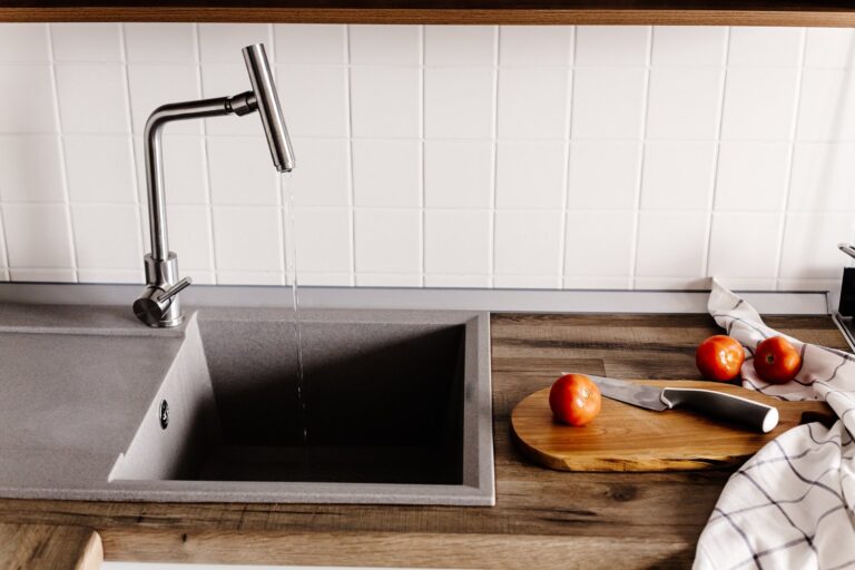 Choosing the Perfect Sink for Your Kitchen: A Comprehensive Guide