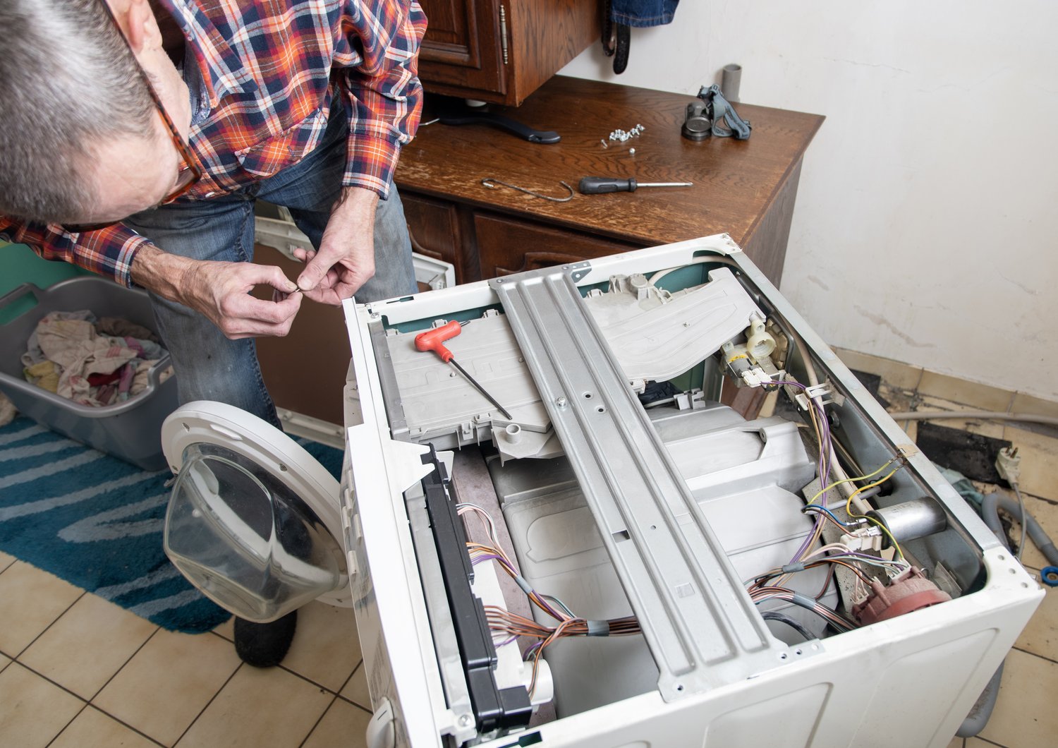 Common Household Appliance Troubleshooting Guide