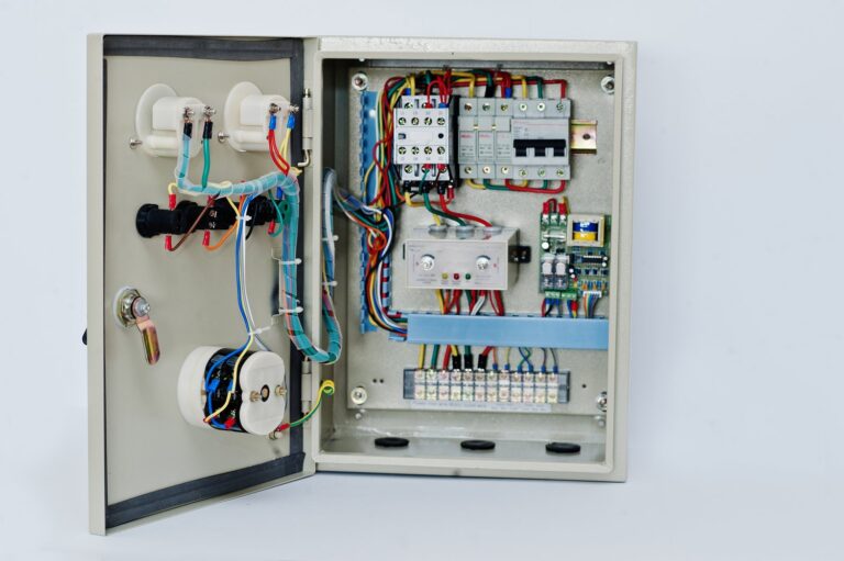 Essential guide to installation boxes for electrical and plumbing projects